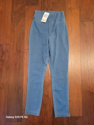 Skimmer de mezclilla ultra suave cintura Tue Comfort nuevo con etiquetas en azul vela, para mujer talla XS Foto 1 de 3