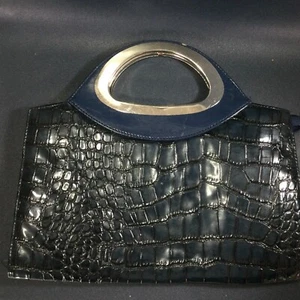 Bolso sobre de cuero con patente sintética azul con mango - Imagen 1 de 3