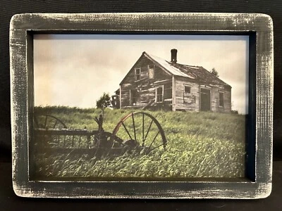 PRIM CTRY PRINT *ABANDONED HOUSE with OLD FARM EQUIPMENT* black frame 11" x 8" - Image 1 of 3