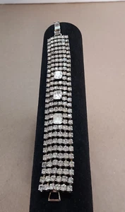 Vintage Strass Armband mit Smaragdschliff Strass Akzente 7 Zoll - Bild 1 von 5