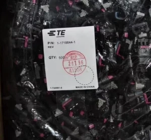 500PCS NUOVO ADATTO PER guaina guscio connettore 1-1718644-1 - Foto 1 di 1