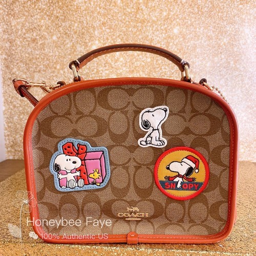 Secchio pranzo nuovo con etichette Coach X Peanuts in tela firmata con toppe CE847