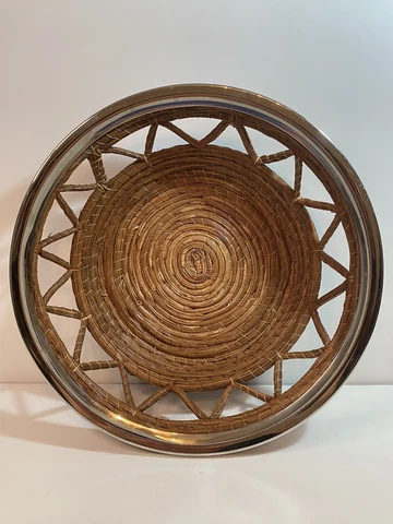 14” Woven Rattan Pine Needle Serving Basket Tray with Metal Rim Bread Fruit Cover