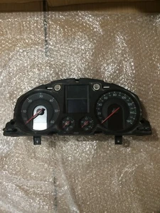 VW Passat 2006 speedometer Instrument Cluster V0014000 / 3C0920960H Used - Picture 1 of 2