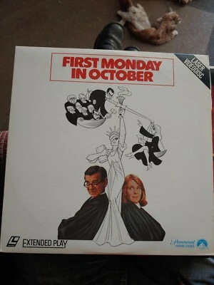 First Monday In October 1981 Walter Matthau Barnard Hughs LD VG Laserdisc - Imagem 1 de 3