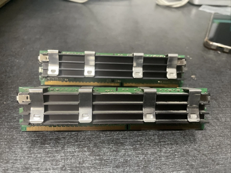 Ram DDR2 PC2 5300F 667Mhz 8 Gb (1gb x 2) compatibili Apple Mac Pro 1.1 2.1 3.1 - Immagine 1 di 1