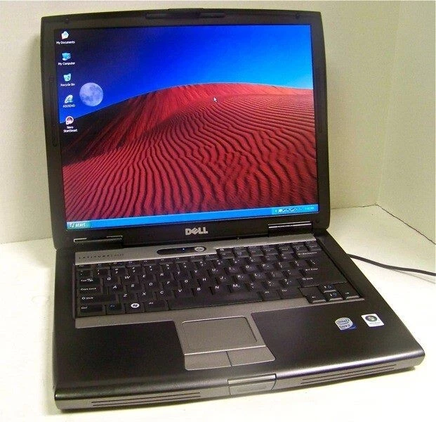 Notebook Dell Windows XP Pro 32bit db9 de9 RS232 Serial Com Port -wifi-NOVA BATERIA - Imagem 1 de 4