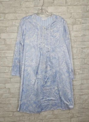Camisola Miss Elaine Midi Azul Branco Paisley Macia Cetim Escovado Botão Tamanho M - Imagem 1 de 4