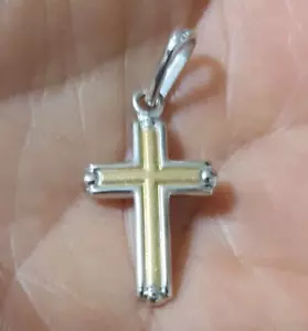 NEW 18ct Gold Cross Pendant Yellow White Two Tone Solid Gold 750 Comes In Box - Picture 1 of 5