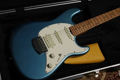 MusicMan Cutlass HSS Trem MN  - Vintage Turquoise/Parchment - Image 1 of 4