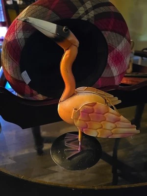 Arte metálico Crazy Flamingo Bird rosa amarillo  Foto 1 de 3