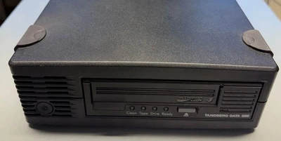 Unidad de banda externa Tandberg Data 3503 LTO-3 - Producto de Hungría - Imagen 1 de 3