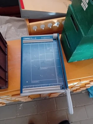 dahle schneidemaschine  papierschneider 533 - Bild 1 von 3