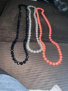 3 Vintage facettierte Pop Perlenketten schwarz, klar, orange - Bild 1 von 5