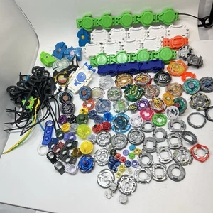 Takara Tomy Beyblade viel Zubehör & Teile teils Metall teils Kunststoff - Bild 1 von 14