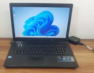 17,3" Asus R704A Intel Core i3 2x 2,4GHz 8GB 256GB SSD DVDRW Webcam Wlan Win 11 - Bild 1 von 8