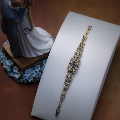 Bracelet Doré Antique Art Deco Réctangle Strass Bleu Vintage Style Mariage QD32 - Immagine 1 di 4