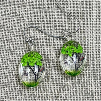 Pendientes colgantes de flores prensadas de vidrio transparente árbol mariposas gancho tono plata Foto 1 de 4