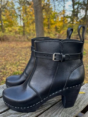 Lindas botinhas suecas Hasbeens (39/8.5) Jodphurs salto no tornozelo de couro preto - Imagem 1 de 4