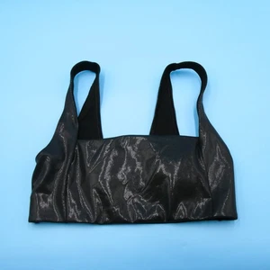 Victorias Secret Sports Bra Medium Black Ultimate Lightly Lined Pullover Padded - Picture 1 of 8