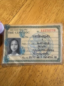 Orig Südvietnam Zivilausweis Garantie Kriegsausgabe süßes Mädchen Saigon 1974 - Bild 1 von 2