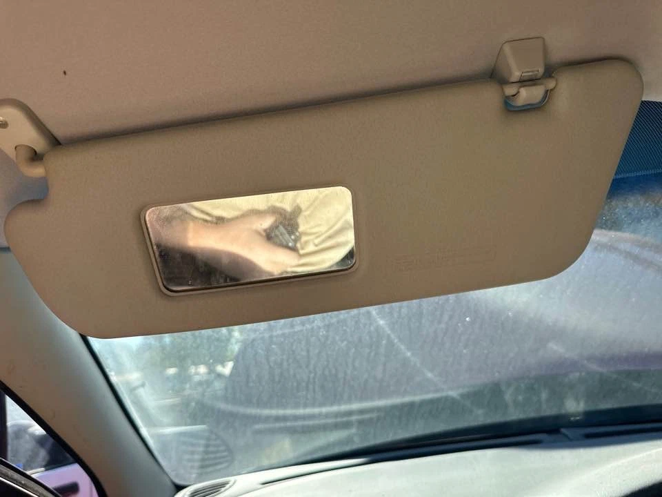 2001 Holden Commodore VX LH Sunvisor Passengers Side #B752 - image 1 of 4