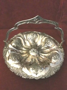 Antikes, großes Hochzeitstablett Silber / mit Henkel & detailreichen Schnitzereien. - Bild 1 von 10