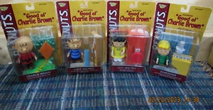 PEANUTS GOOD'OL CHARLIE BROWN SET OF 4 CHARLIE , LUCY , LINUS , SCHROEDER , NEW - Picture 1 of 17