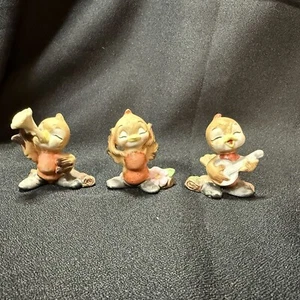 Vintage Josef Originals Miniature Robin Birds Figurines Trio Playing Music CUTE - Picture 1 of 8