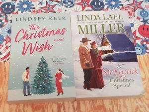 CHRISTMAS - ROMANCE - LOT OF TRADE PAPERBACK BOOKS - LINDSEY KELK & LINDA LAEL M - Picture 1 of 2