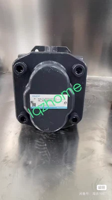 1PCS Clark KF63RF31-GJS hydraulic pump KF63RF31-GJS new via FedEx or DHL - Image 1 of 2