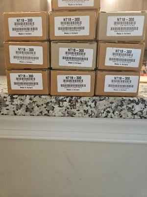 Lucent NT1B300 NETWORK TERMINATION UNITS 107877193 - Image 1 of 3