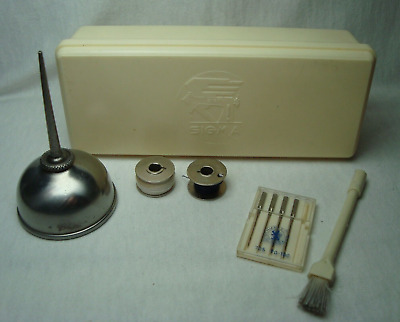 SIGMA Sewing Machine Rare Vintage Accessories Box With Oil Can, Needles & More • 29.99€