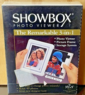 VISOR DE FOTOS 3 en 1 Showbox tamaño de 3 1/2" x 5" tiene capacidad para 40 fotos ~ blanco ~ NUEVO Foto 1 de 4