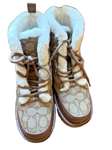 Botas Coach para mujer talla 6,5 nuevas - Imagen 1 de 4