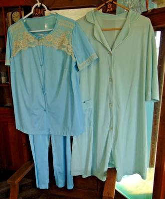 Pijama Miss Elaine Azul Claro Con Encaje Talla Grande y Azul Claro Sears Bata Foto 1 de 4