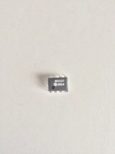 Circuit intégré NE555P Texas instruments - Foto 1 di 1
