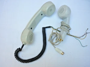 DDR Telefon Hörer hellgrau mit Kabel VEB Fernmeldewerk + 1 kurz Hörer - Bild 1 von 3