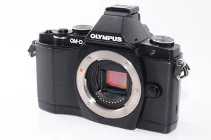 [Exc+5/2857shots]Olympus OM-D E-M5 Black Body  From JAPAN #j8136 - Picture 1 of 12