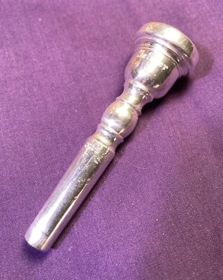 Boquilla trompeta Selmer vintage-X13-hecha c.1950-100% chapada intacta-¡Bonita! Foto 1 de 4