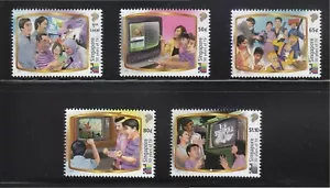 Singapore 2013 50 anni di trasmissione televisiva completa 5V mnh - Foto 1 di 2
