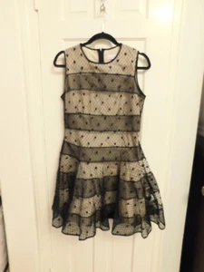 RED VALENTINO Sexy Black net Lace Overlay Crinoline Beige Dress 6 38 Italy EUC - Picture 1 of 10