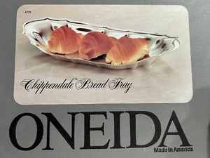 Chippendale Bread Tray silverplate 7 Oneida. - Picture 1 of 5