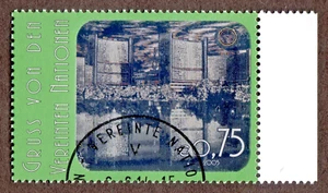 United Nations (Vienna): 2005 Hologram UN Buildings stamp - Picture 1 of 2