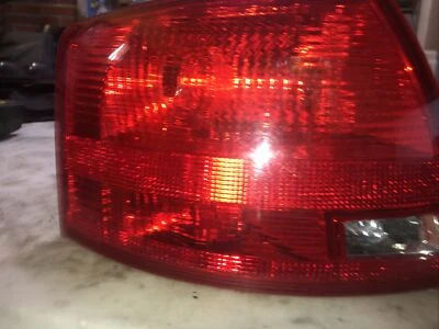 Audi A4 Quattro LH 2007-2009 conjunto de luces traseras exteriores hatchback A1 Foto 1 de 4