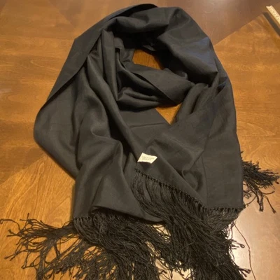 Lord & Taylor Bufanda Mantón Flecos 56" X 24” Negro Oscuro De Colección Vestido Elegante de Noche Foto 1 de 4