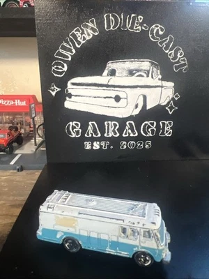 Tomica No. 75 TV - BUS 1/122 Scale 1975 Made in Japan - Image 1 of 4