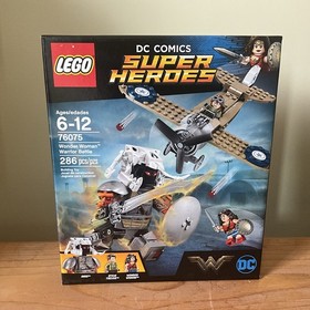 LEGO DC Comics Super Heroes: Wonder Woman Warrior Battle (76075) -New