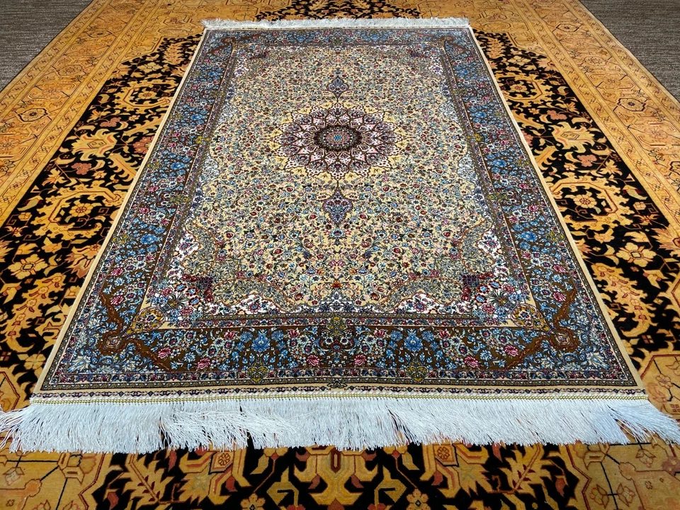 Alfombra de seda 3 x 5 pies diseño medallón floral de alta calidad suave 91 x 152 cm Foto 1 de 2