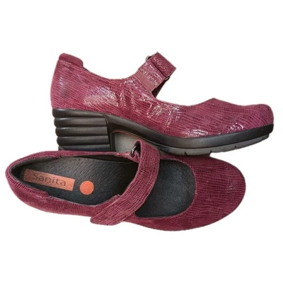 NWOT Sanita Leather Mary Jane Danish Clog Shoes Stacked Block 2" Heel Sz 8 Y2K - Image 1 of 4